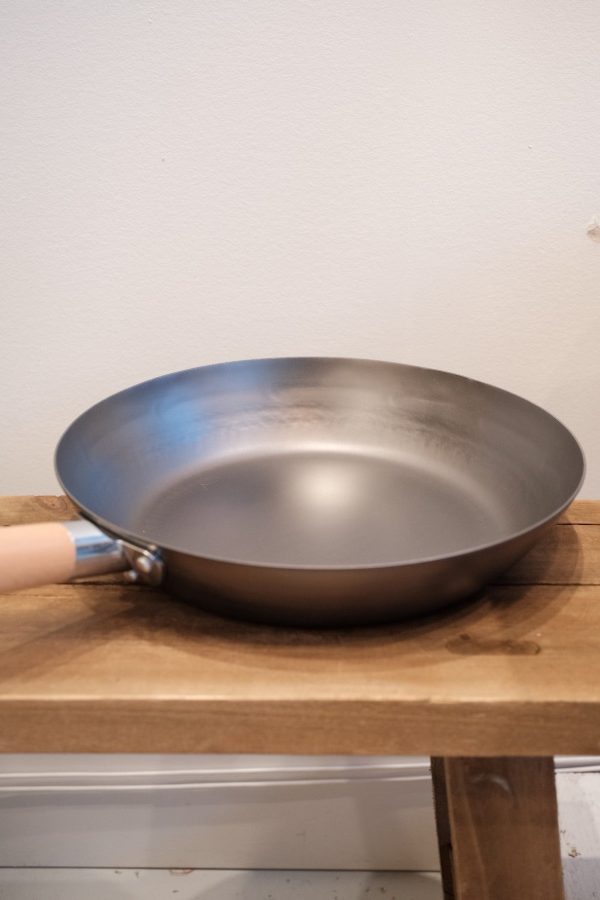 Yamada Kogyosho 山田工業所 HANAKO+a Frying Pan with Wooden Handle Online Hot Sale