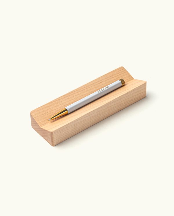 The Pen & Pen Tray Bundle (Gray Maple) For Sale